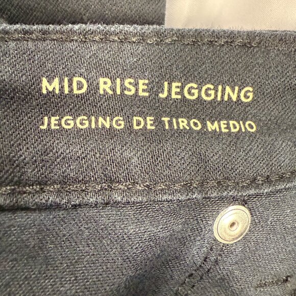 Universal Thread Mid Rise Jegging Jeans - Women's 12/31R - Black - Picture 5 of 6